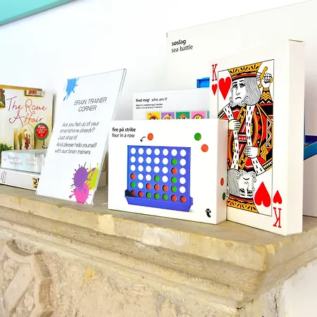 Πανσιόν Pop Art 4*