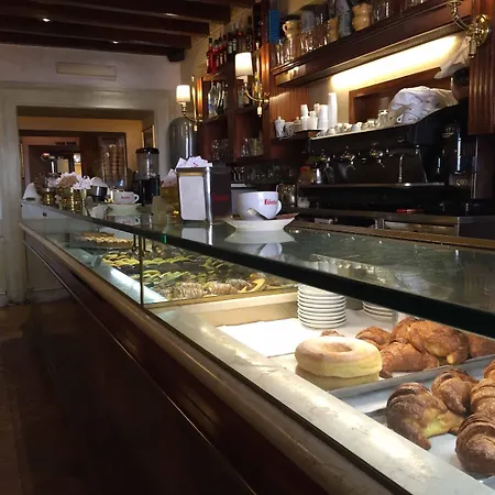 Pop Art Affittacamere Roma